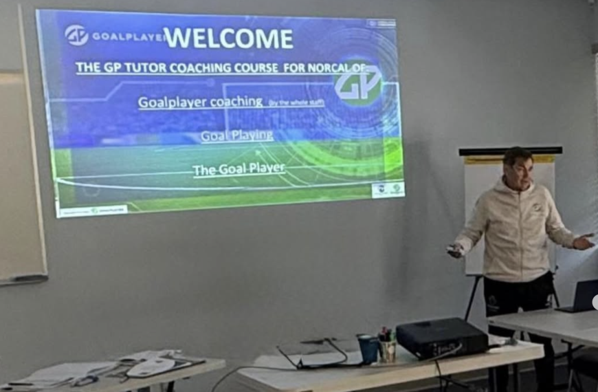 Orinda, Carlifornia: Goal Player Coaching by the whole staff on the road.